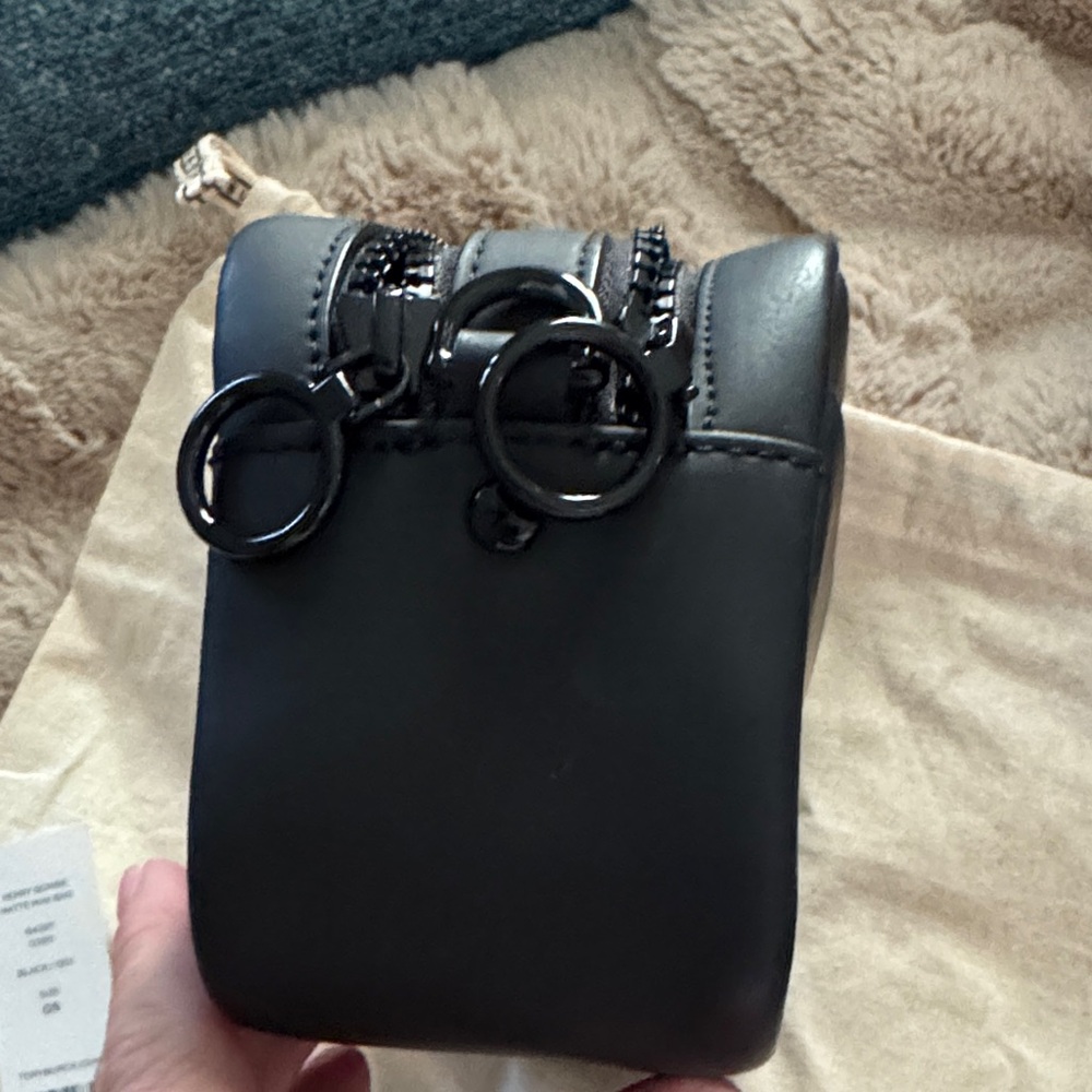 Tory Burch Black Matte mini camera bag - Picture 4 of 12